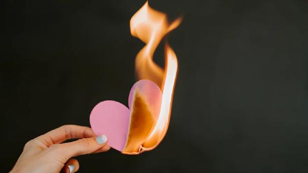 个男人坚决要离婚是什么心理PG电子麻将胡了2试玩一(图2)